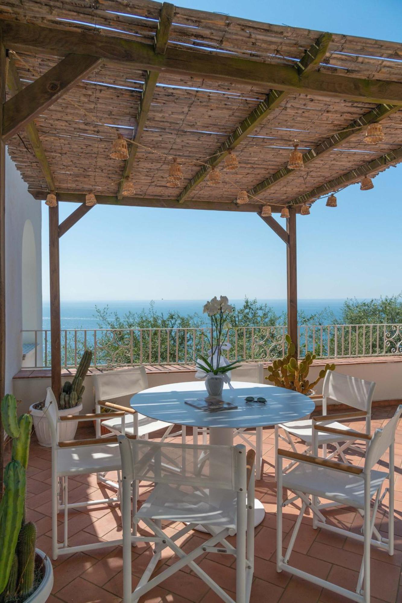 Amore Rentals - Villa Jacaranda Praiano Exteriér fotografie